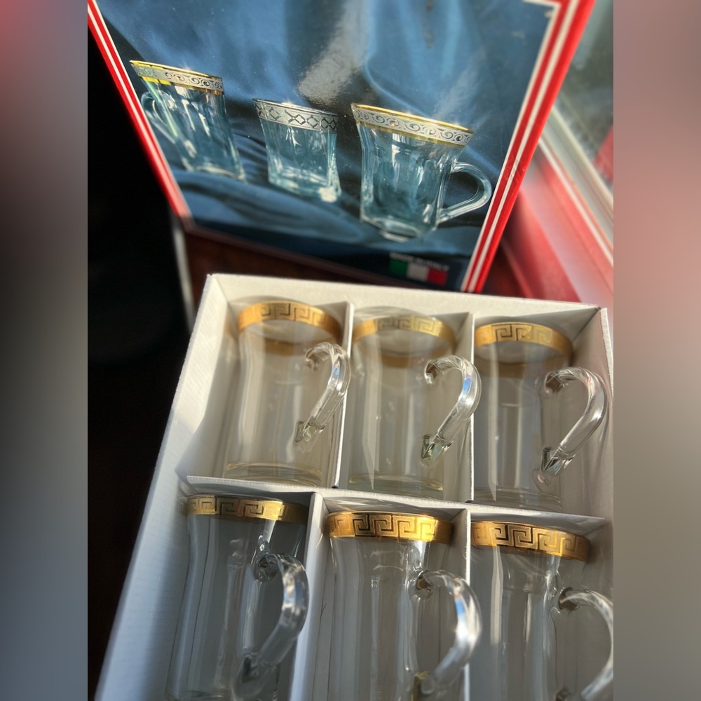 Glass sets - Picture 3 of 10